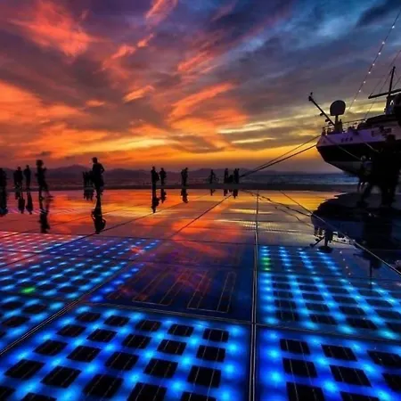 Lapaulinas Ii アパート ザダル